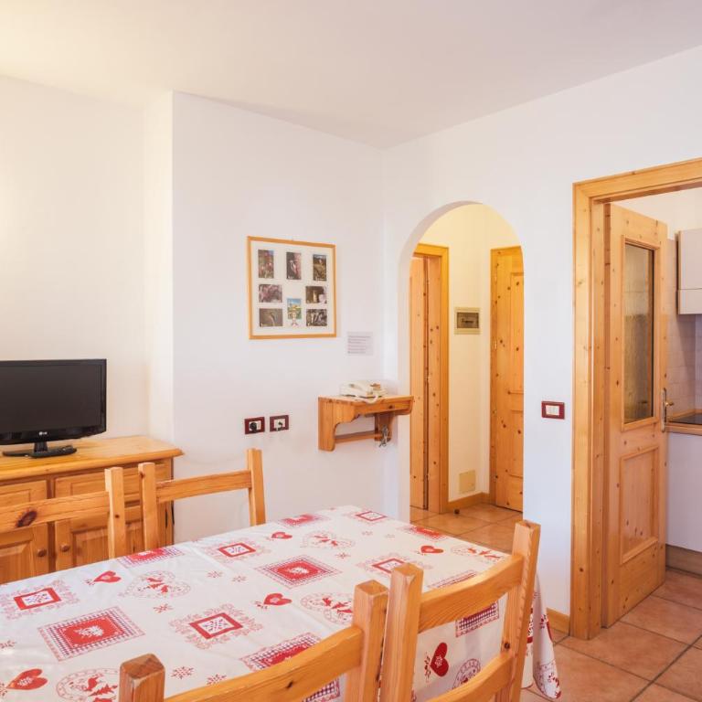 Residence Al Caminetto - One-Bedroom Apartment - 4