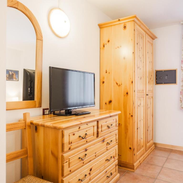 Residence Al Caminetto - One-Bedroom Apartment - 6