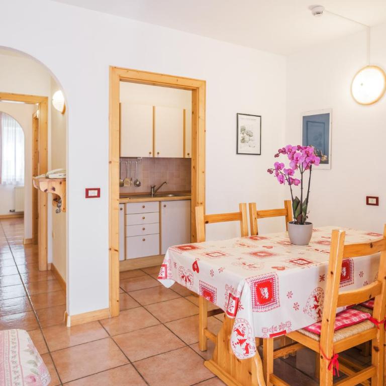 Residence Al Caminetto - One-Bedroom Apartment - 7