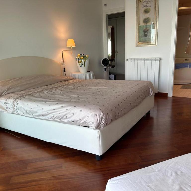 Sana Luxury Apartment - Appartamento con Vista Lago - 17