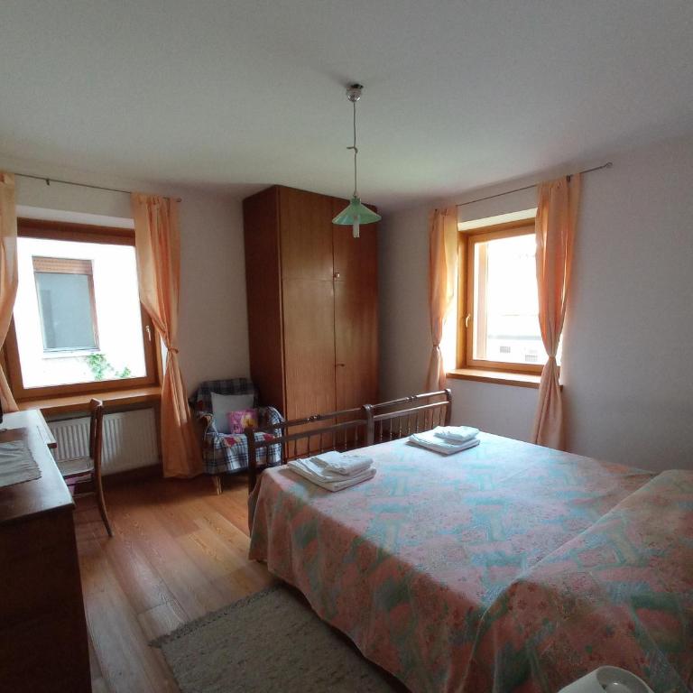 ROOM AURORA - Habitación Doble con baño privado - 1 o 2 camas - 3