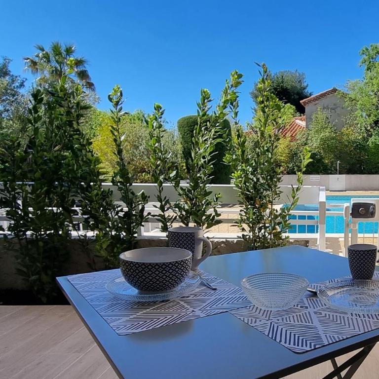 "Côté Gibaou" Centre-ville Garage Piscine Terrasse - One-Bedroom Apartment - 9