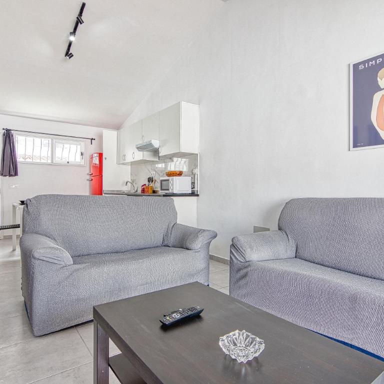 Bungalow Los Porches D52 - Two-Bedroom Apartment - 8