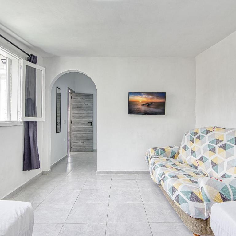 Bungalow Los Porches D52 - Two-Bedroom Apartment - 11