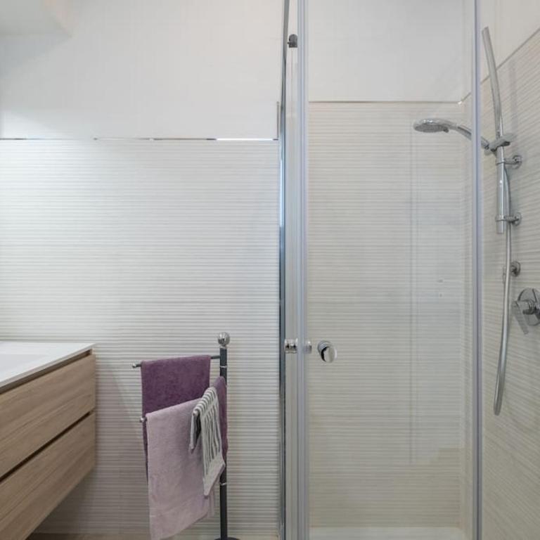 Casa Ofride -Centro-Poetto 10 min-Wi-Fi-Netflix - Appartamento con 2 Camere da Letto - 26