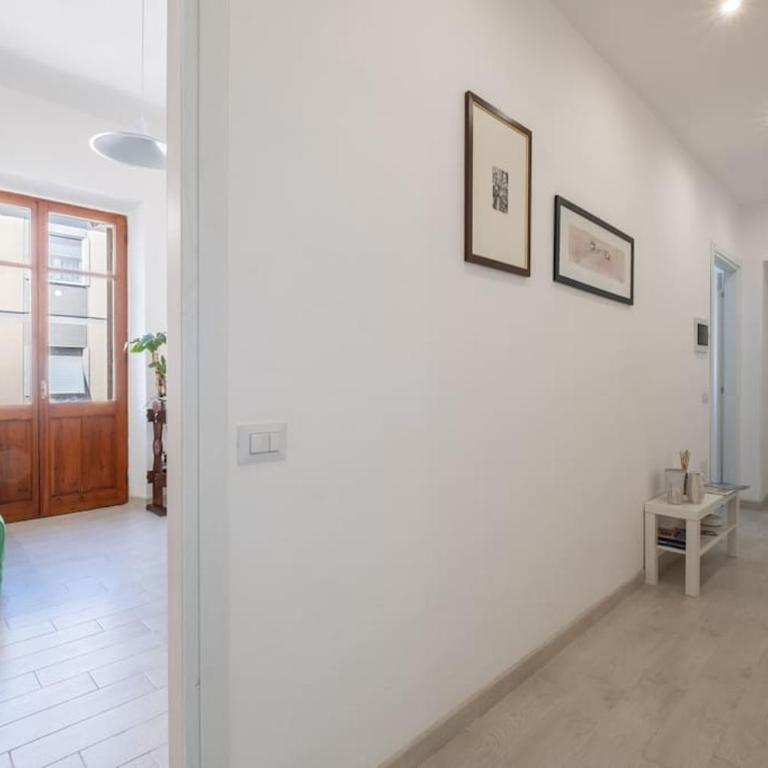 Casa Ofride -Centro-Poetto 10 min-Wi-Fi-Netflix - Appartamento con 2 Camere da Letto - 9