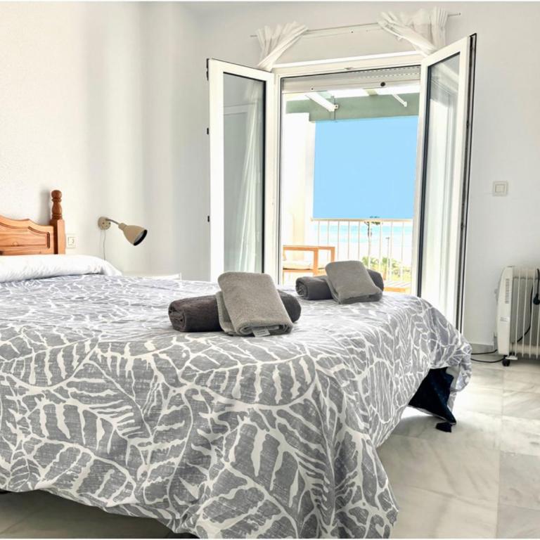 Santa Barbara B Beach front with terrace, sea view in and garage in Conil - Apartamento de 2 dormitorios - 14