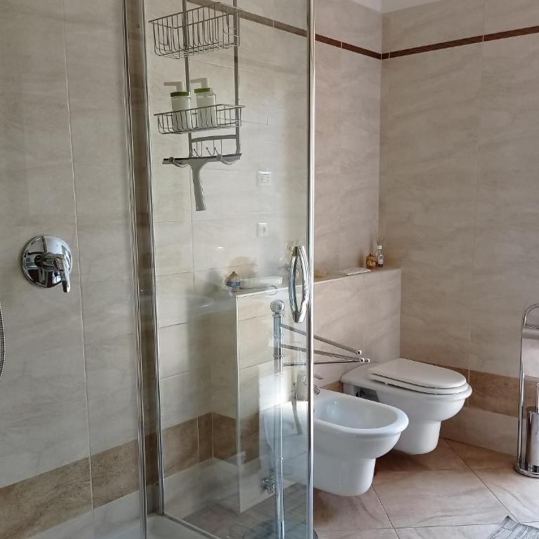 ROOM AURORA - Habitación Doble con baño privado - 1 o 2 camas - 13