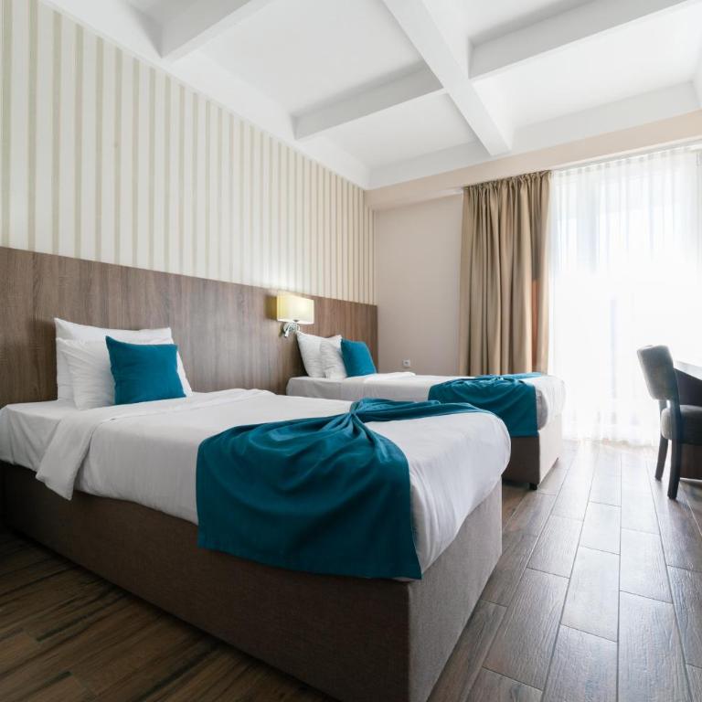 Hotel Sato Conference & SPA Resort - Dvokrevetna Soba s Bračnim Krevetom i Bočnim Pogledom na More - 4