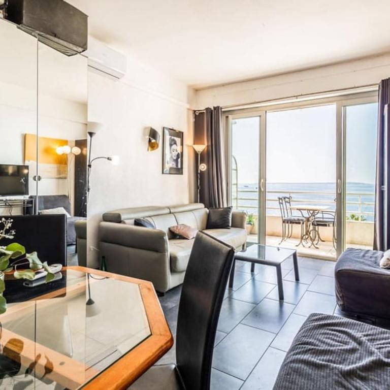 Vue exceptionnelle - Ma terrasse sur le front de mer et - Studio 34 m2 - Antibes Juan-les-pins - Appartement 1 Chambre - 5