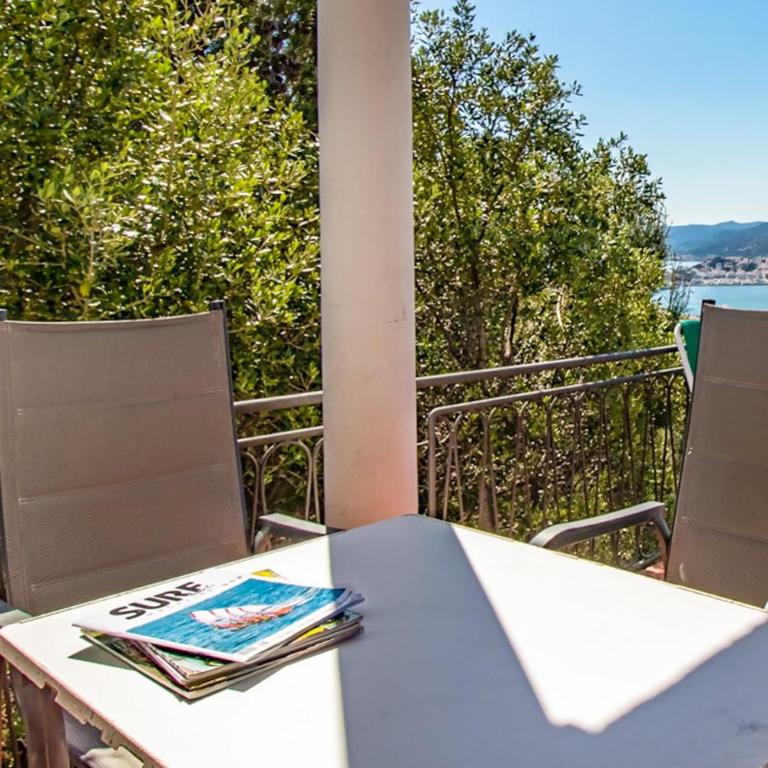 Grifeu 07 - Apartamento con vistas al mar - Apartamento de 3 dormitorios - 6