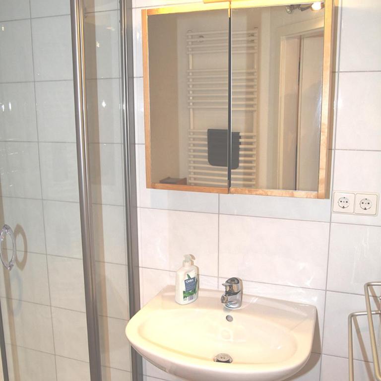 Wendelin`s Ferienwohnung - Apartment mit 3 Schlafzimmern - 10