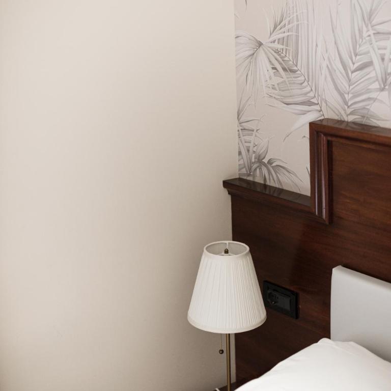 Glam Luxury Rome - Suite con Balcone - 23