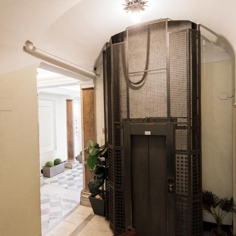 Glam Luxury Rome - Suite con Balcone - 28