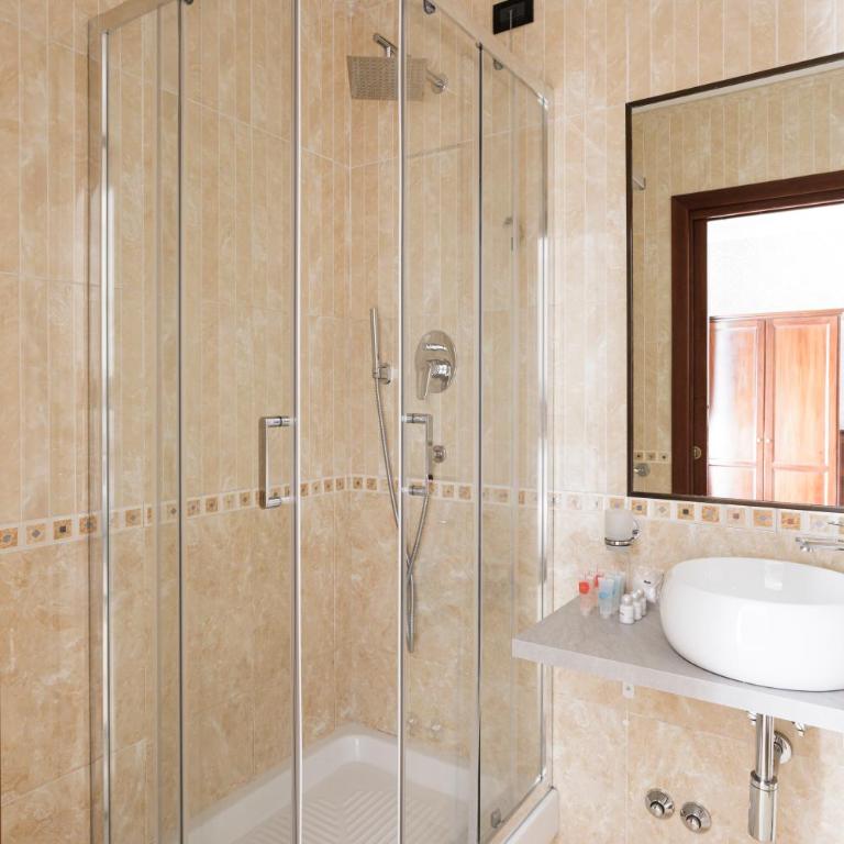 Glam Luxury Rome - Suite con Balcone - 33