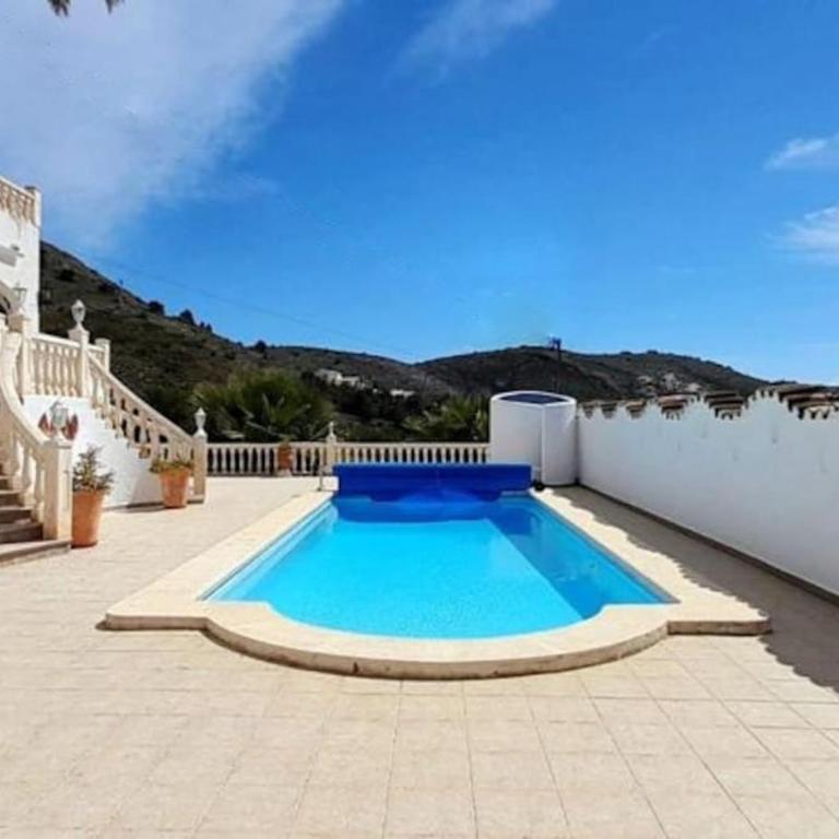 Vista Portet, sleeps 10, Private Pool, Sea Views, Squash, 1 km from El Portet beach - Villa - 3