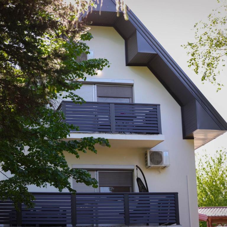 Apartman Babić - Two-Bedroom House - 40