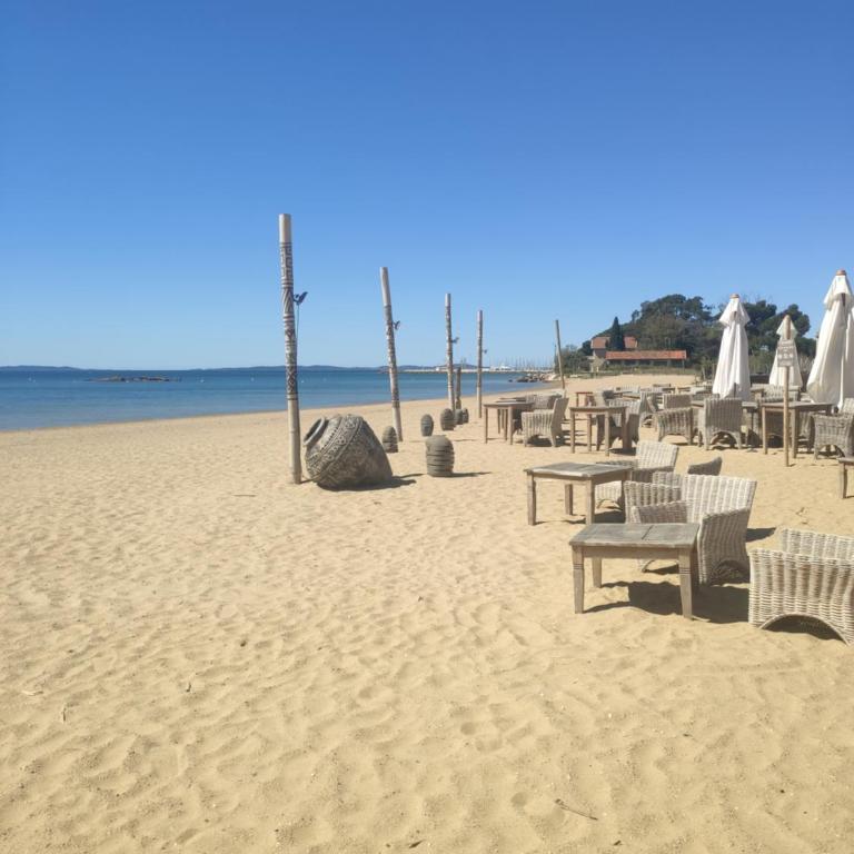 Studio plage de l'argentiére LA LONDE LES MAURES - Appartement 1 Chambre - 4
