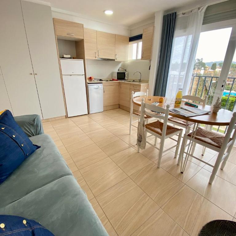 Apart. comfortable i modern Calella de Palafrugell, Wi-Fi, piscina - Apartamento de 1 dormitorio - 4