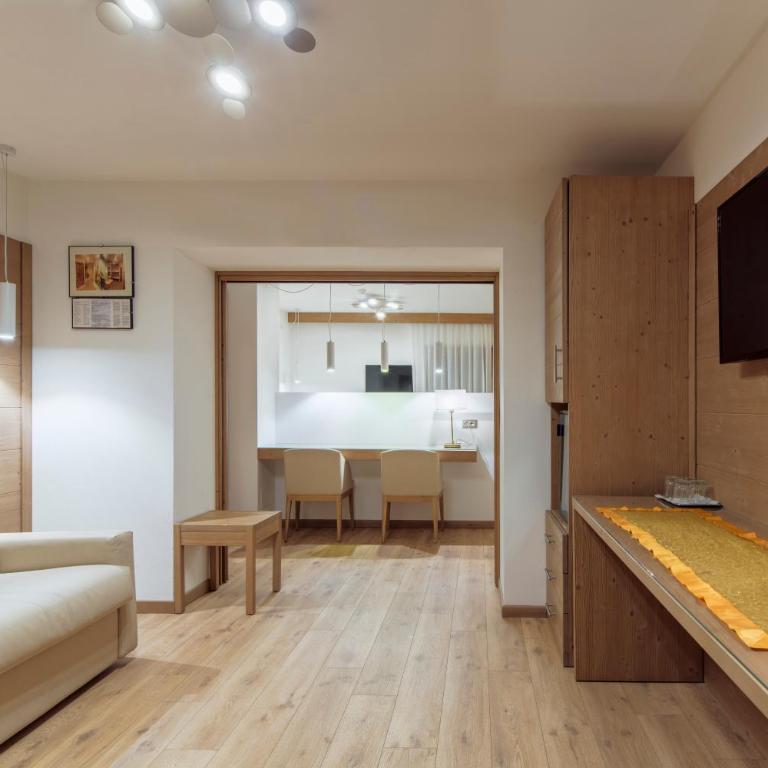 Barisetti Sport Hotel - Suite con Balcone - 4