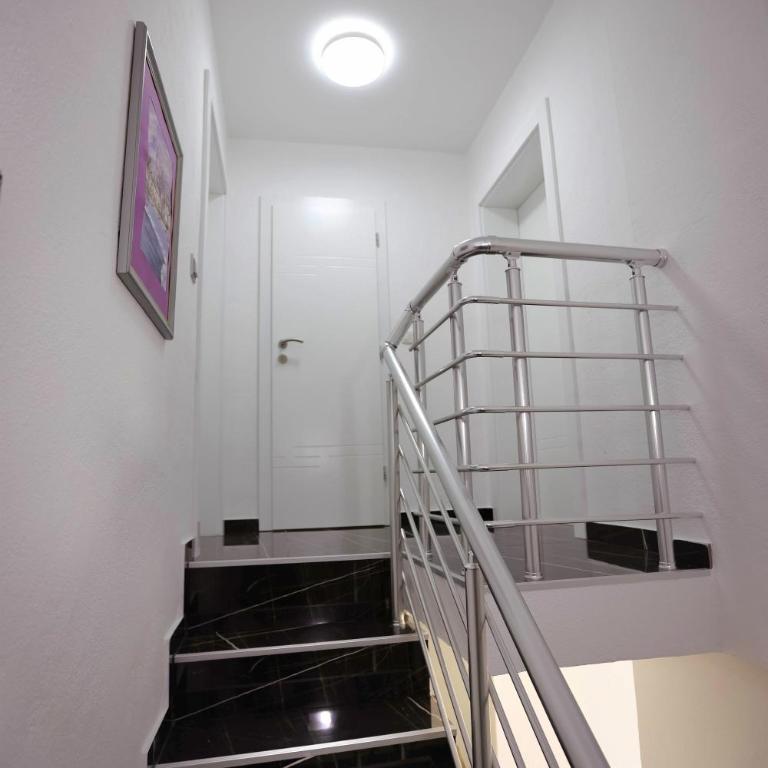Apartman Babić - Two-Bedroom House - 20
