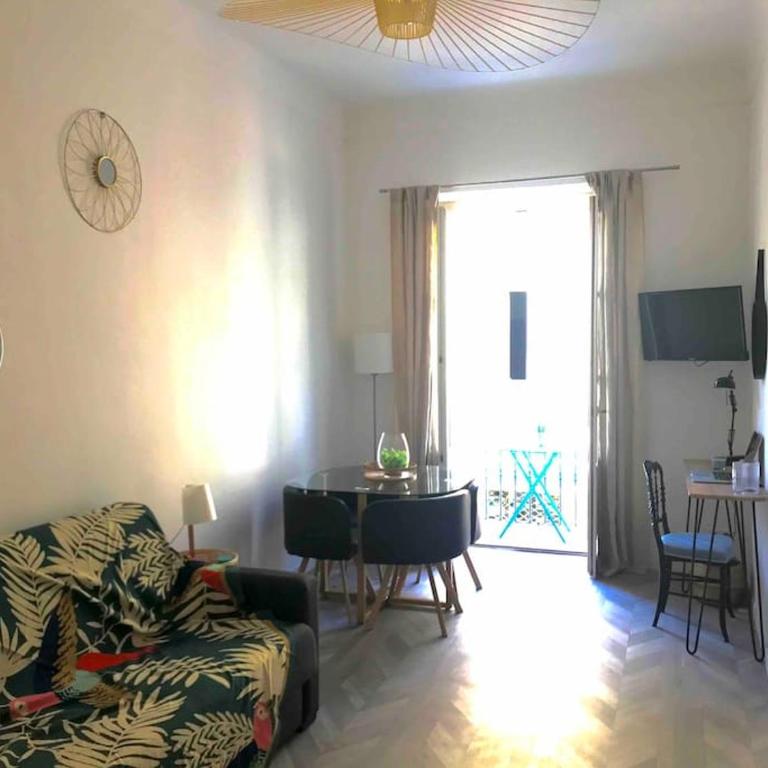 CHeZ FANNY - Ravissant 2 pièces avec balcon - Appartamento con 1 Camera da Letto - 2