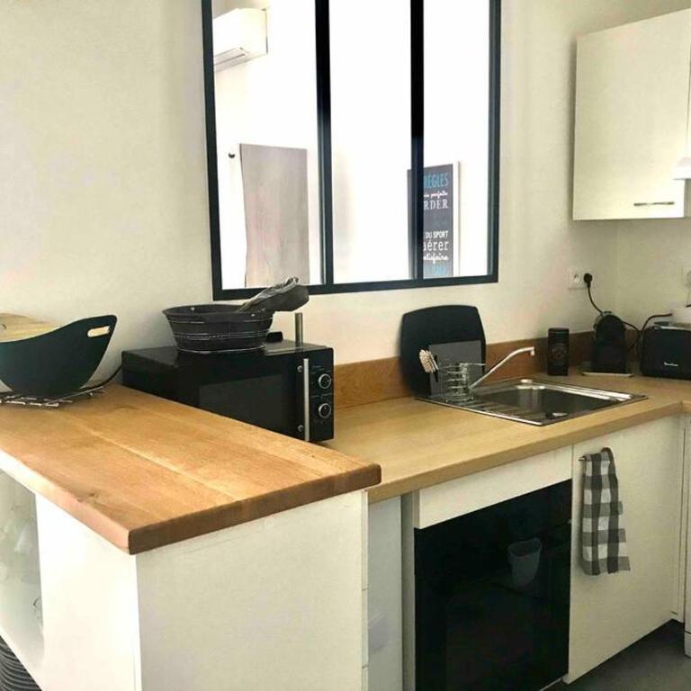 CHeZ FANNY - Ravissant 2 pièces avec balcon - Appartamento con 1 Camera da Letto - 15
