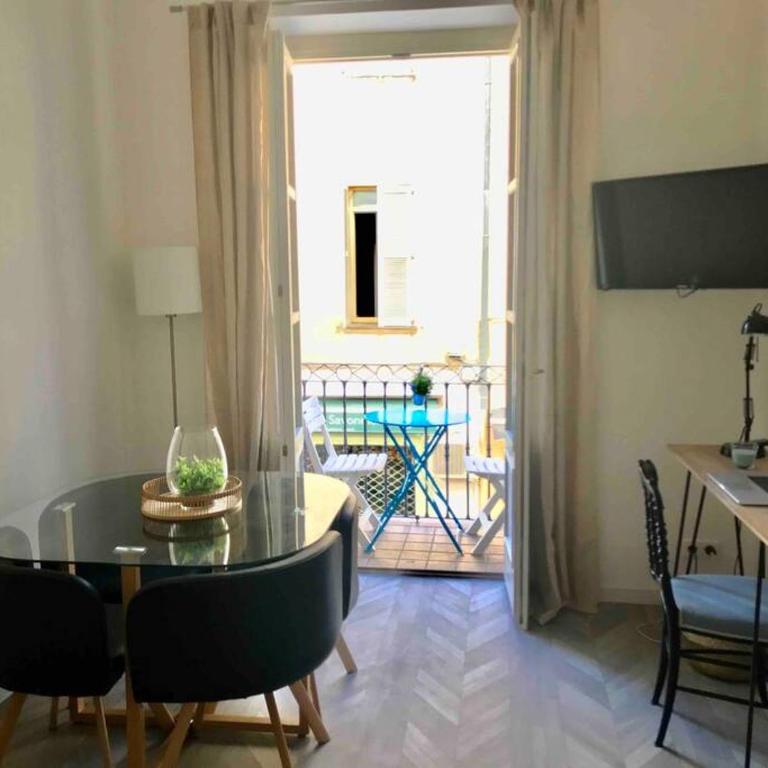 CHeZ FANNY - Ravissant 2 pièces avec balcon - Appartamento con 1 Camera da Letto - 23