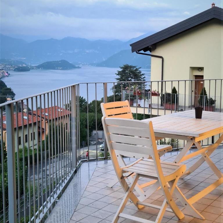Vista Dolce Isola _ Lakeview Pool, Terrace & Garden apartment - Casa Vacanze - 1