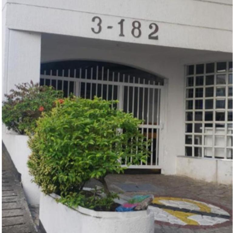 APTO 802 VISTA AL MAR - Three-Bedroom Apartment - 2