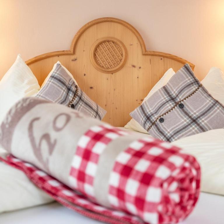 Mara's Little Boutique Sleepover - Budget Holiday Home - Vierbettzimmer mit Bad - 3