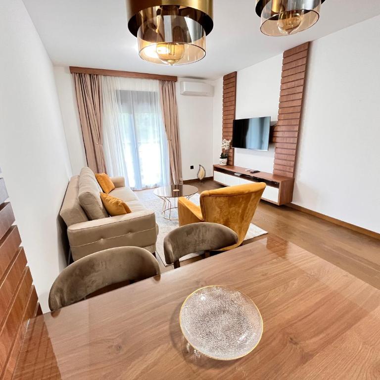 Apartments Tulip Podgorica - One-Bedroom Apartment - 2