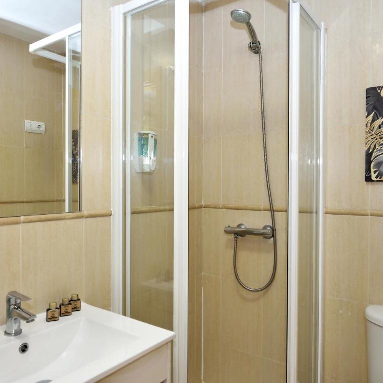 Vera Playa Bajo 2 Terrazas Jardín Piscina Parking - Apartamento con vistas a la piscina - 42