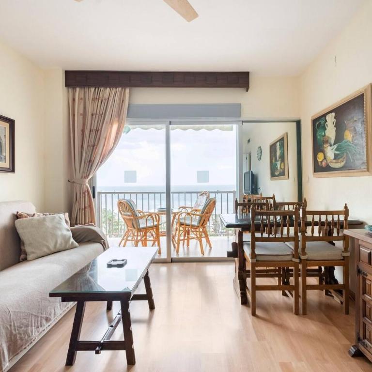 Góndolas 1ª línea playa Almuñécar - Apartamento de 1 dormitorio - 6