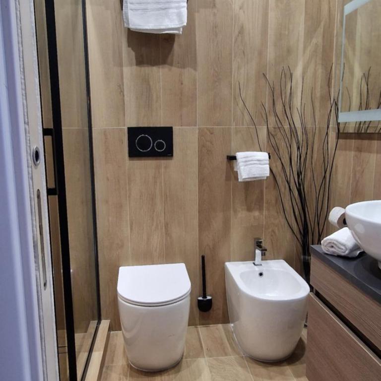 Living - Deluxe Twin Room - 13