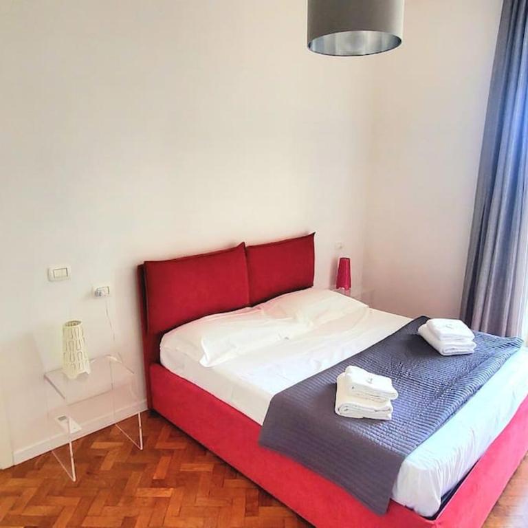 Luxury Designer Apartment - One-Bedroom Apartment - 15
