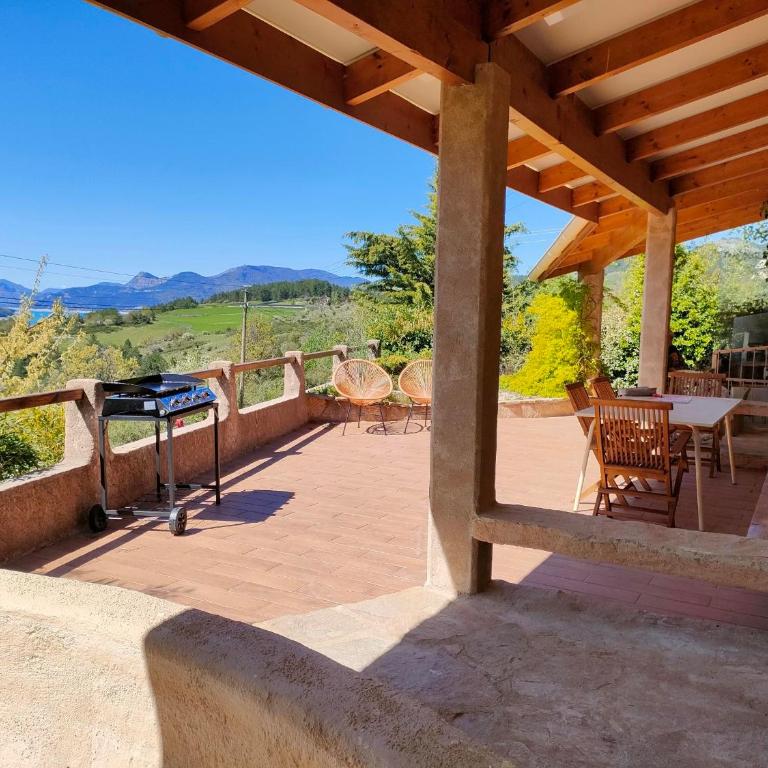 Le Panoramique du Plongeoir - T4 spacieux de 90m2 avec grande terrasse vue sur le lac de Serre Ponçon - Appartement 3 Chambres - 24