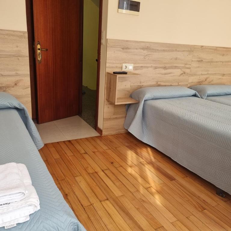 Hostal O Patron - Habitación Triple Estándar - 1