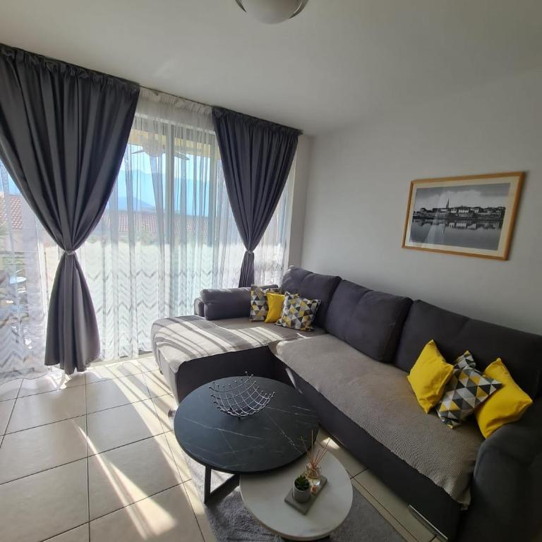The Sun & Sea Apartment - Two-Bedroom Apartment - 4
