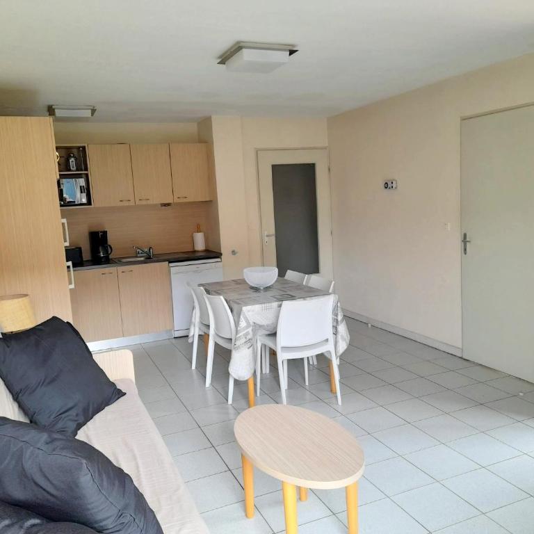 Appart T3 Terrasse - Piscine - 3 étoiles - Apartment mit 2 Schlafzimmern - 4