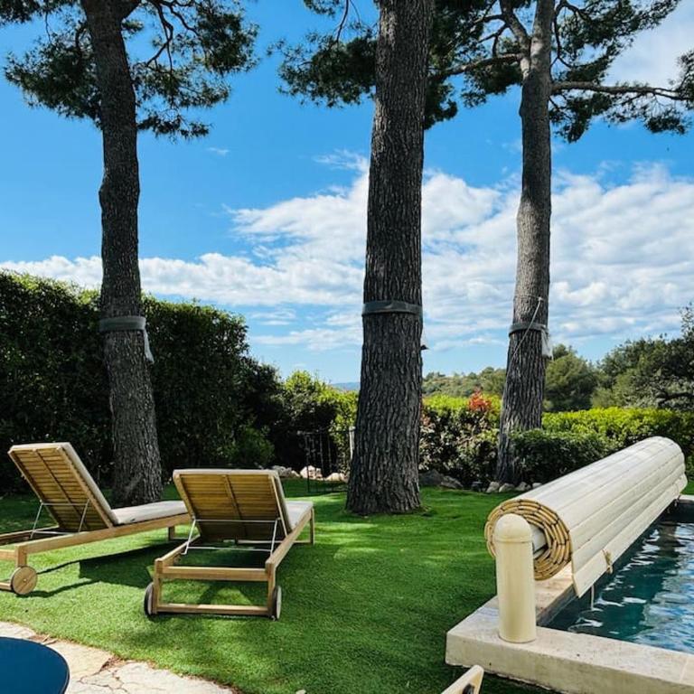 Bastide de charme sous les pins avec piscine - Villa - 19