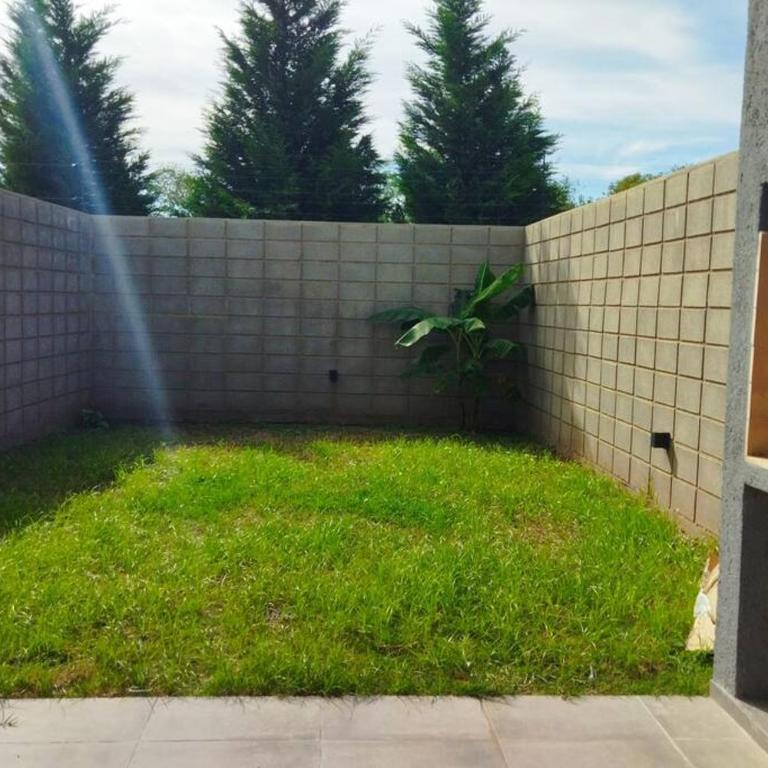 Moderno Duplex en tranquilo Barrio Cerrado (x Mes) - Casa con 1 dormitorio - 25