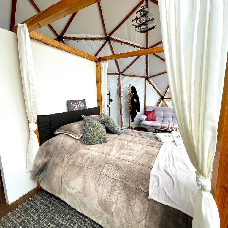 Lujoso Glamping MarQua Spa Guatavita Wifi Cocina - Bungalow Deluxe - 11