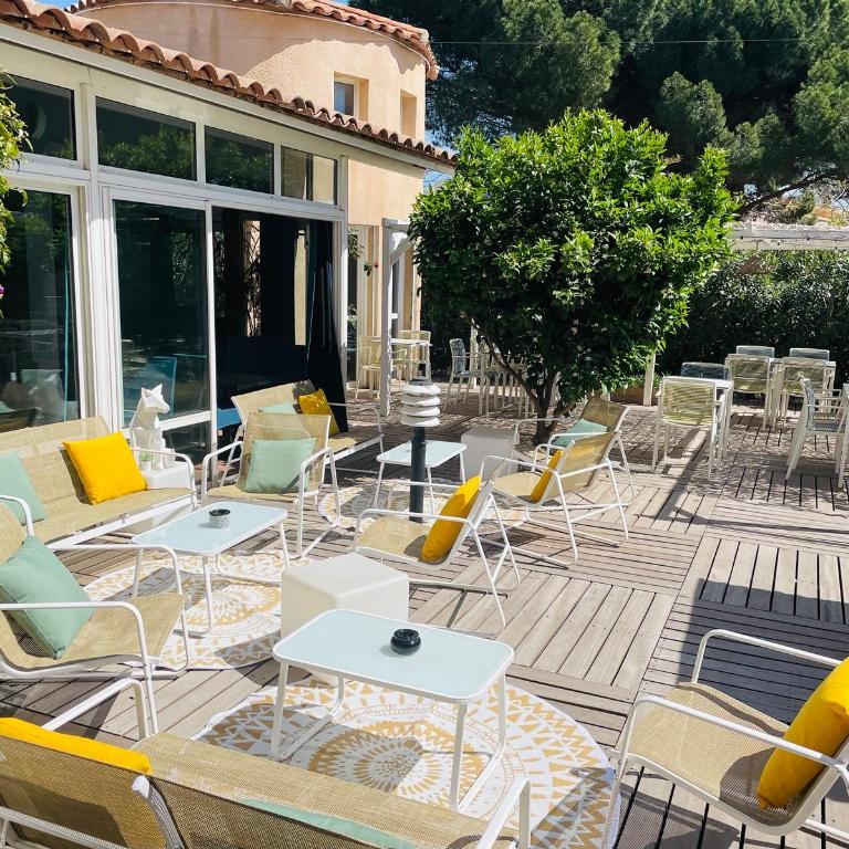 Hotel & Spa Gil de France Cap d'Agde - Suite Junior avec Terrasse et Accès à la Piscine Chauffée - 2