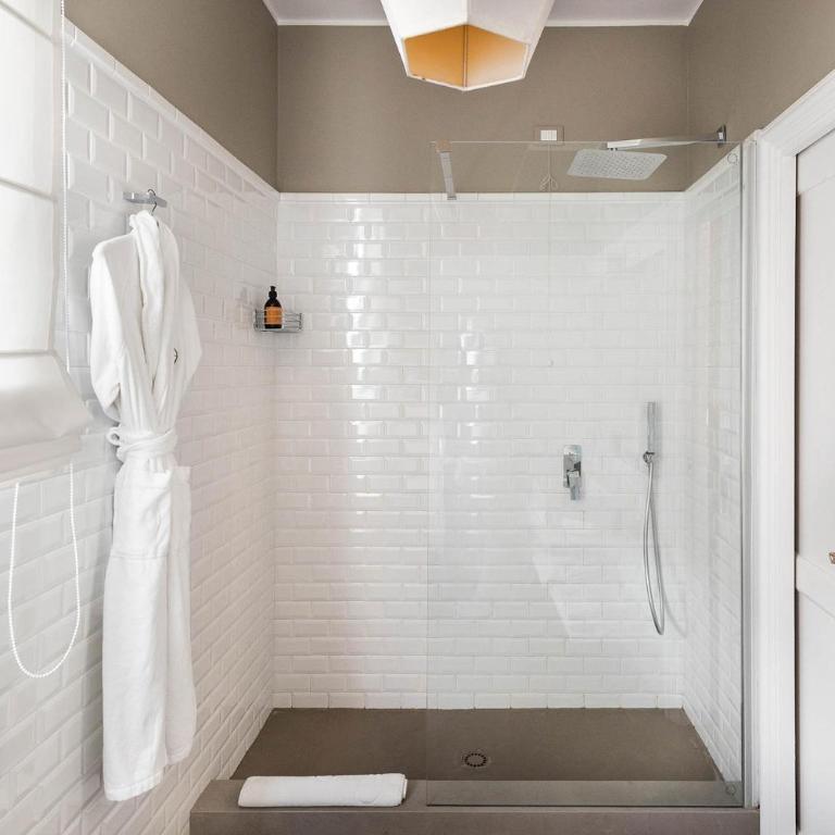 Seven Rooms Villadorata - Chambre Double ou Lits Jumeaux avec Lit d'Appoint - 5