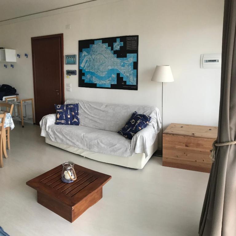 Attico Vista Mare - Appartamento con 2 Camere da Letto - 2