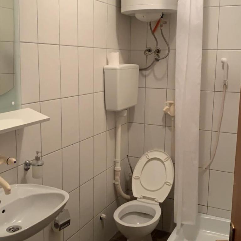 Vila Rakoč - Dvokrevetna Soba s Pomoćnim Ležajem - 6