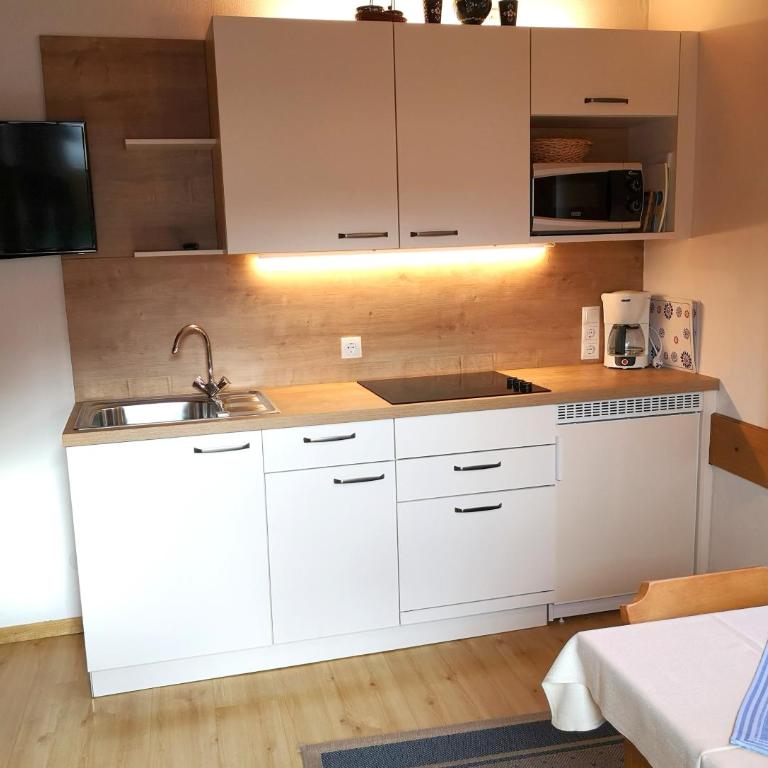Gästehaus Groder - Deluxe Apartment mit 1 Schlafzimmer und Stadtblick - 2