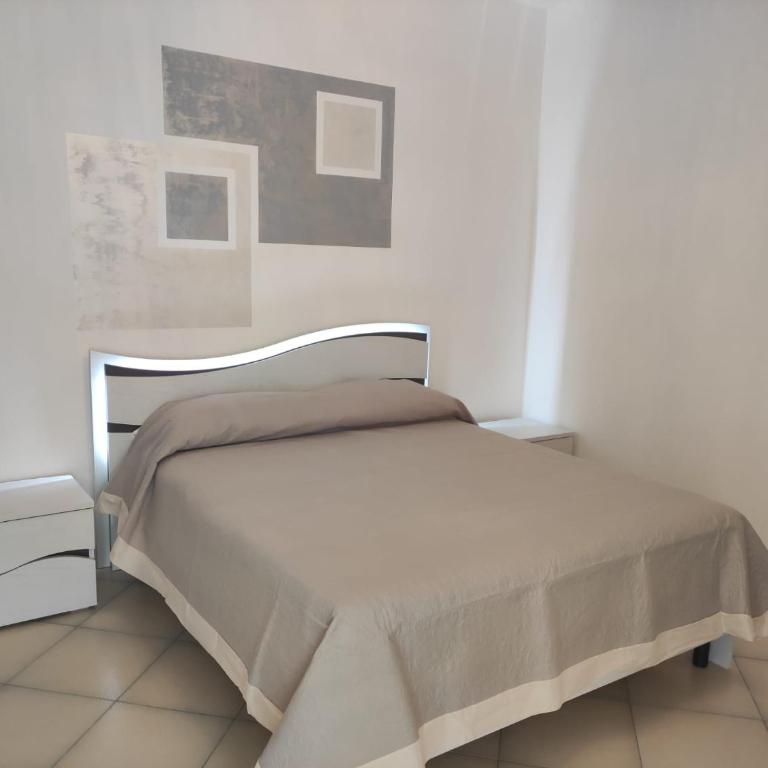 Tre gemme Center - Appartamento con 2 Camere da Letto - 1