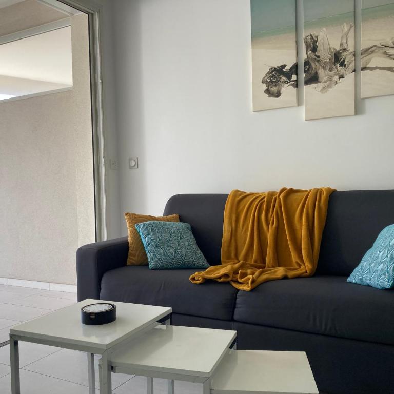 Appart'Calvi, 200 m de la plage de la Pinède, WIFI gratuit - Appartement 1 Chambre - 2